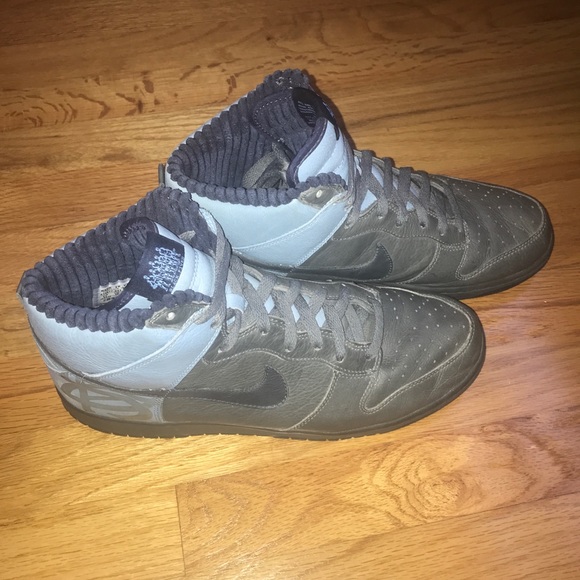 nike dunk black fives